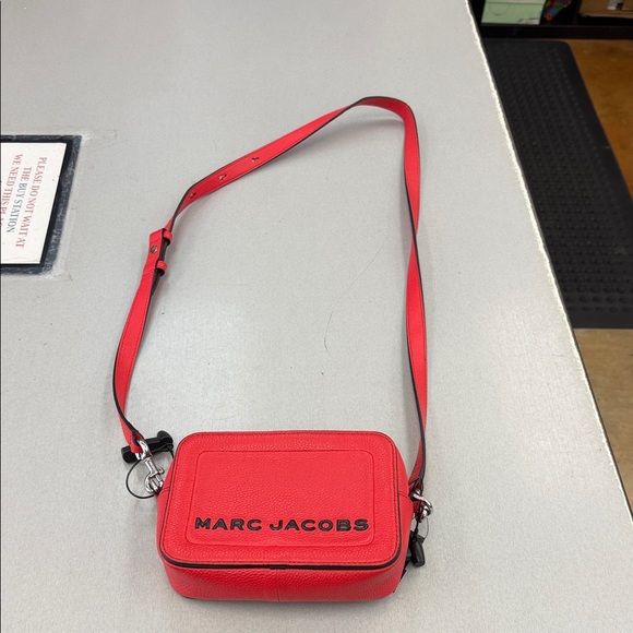 Marc Jacobs Vibrant Red bag